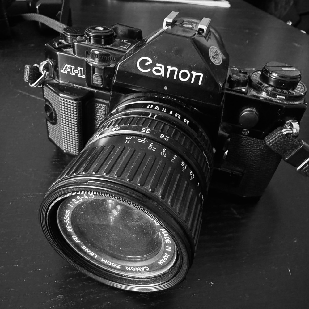 Canon A-1 + Canon 28-55 f/3.5-4.5. Film Camera Kit + Canon 70-150mm. Flash, Case